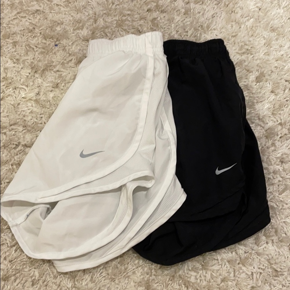 nike tempo running shorts
